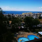Delfin Port Apartments - Prime Location & Parking & Pet Friendly Apartment *