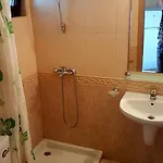 Delfin Port Apartments - Prime Location & Parking & Pet Friendly Sweti Wlas