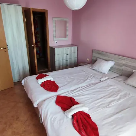 Delfin Port - Prime Location & Parking & Pet Friendly *