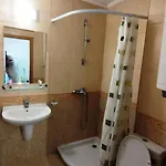 Delfin Port Apartments - Prime Location & Parking & Pet Friendly Апартаменты Свети-Влас