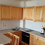 Апартаменты Delfin Port Apartments - Prime Location & Parking & Pet Friendly *