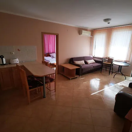 Marina Delfin - Location & Pet Friendly سفيتي فلاس