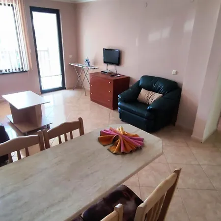 Marina Delfin - Location & Pet Friendly سفيتي فلاس