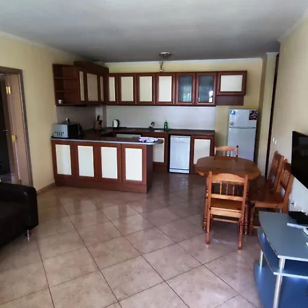 Apartment Marina Delfin - Location & Pet Friendly