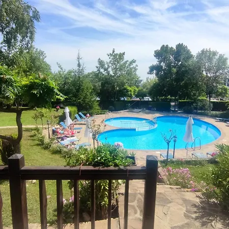 Marina Delfin - Location & Pet Friendly Apartment
