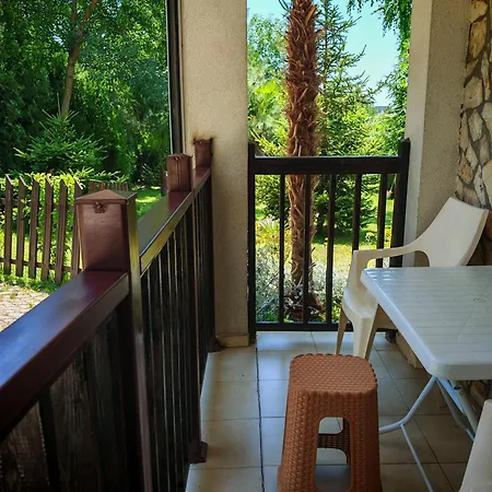 Delfin Port Apartments - Prime Location & Parking & Pet Friendly * Sveti Vlas