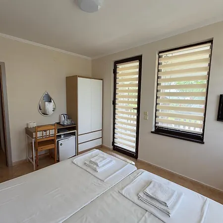 Delfin Port - Prime Location & Parking & Pet Friendly Lejlighed