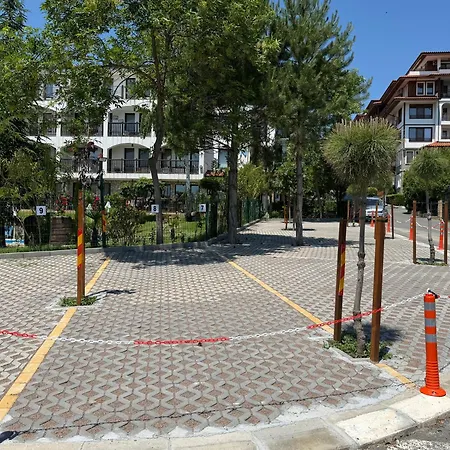 Delfin Port - Prime Location & Parking & Pet Friendly Lejlighed