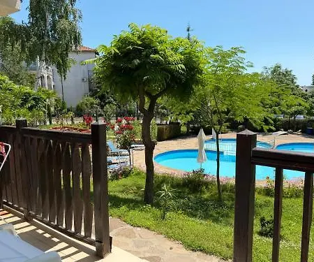 Delfin Port - Prime Location & Parking & Pet Friendly Lejlighed