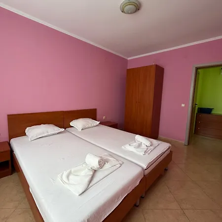 Апартаменты Delfin Port - Prime Location & Parking & Pet Friendly