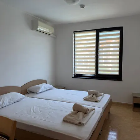 Delfin Port - Prime Location & Parking & Pet Friendly Lejlighed *