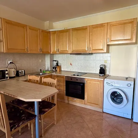 Delfin Port - Prime Location & Parking & Pet Friendly * Свети-Влас