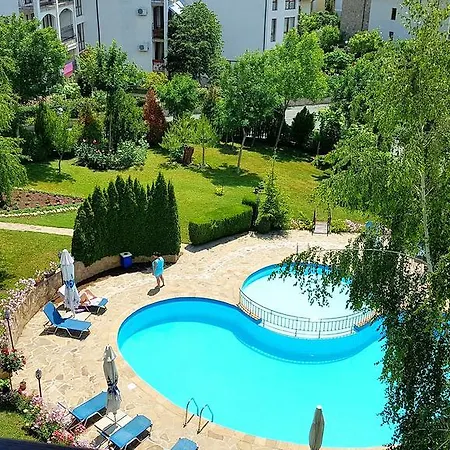 Delfin Port Apartments - Prime Location & Parking & Pet Friendly